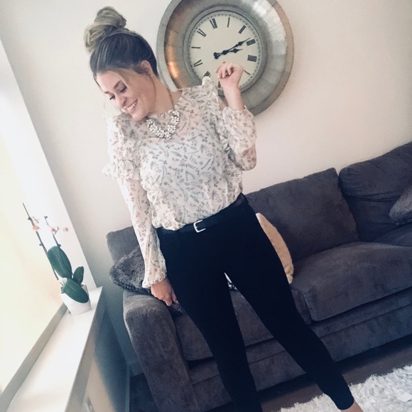 Gabrielle Sheer Floral Top - Picture 1 of 4